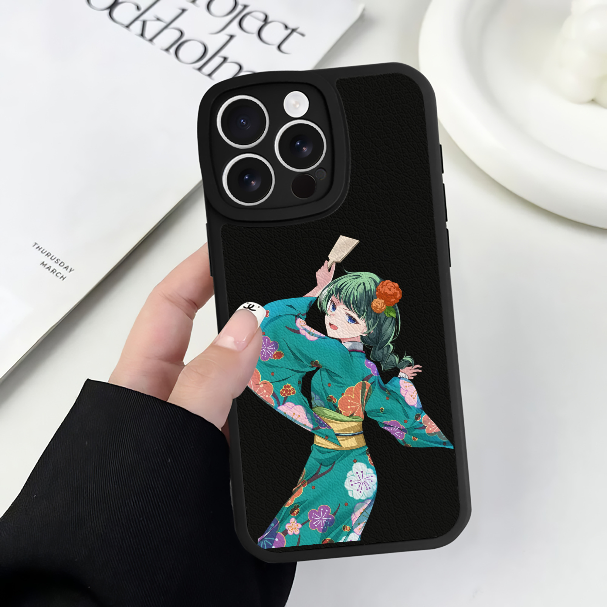 薬屋のひとりごと The Apothecary Diaries 【iPhone 16シリーズ対応】シリコンスマホケース（レザー調） 材質：シリコン
